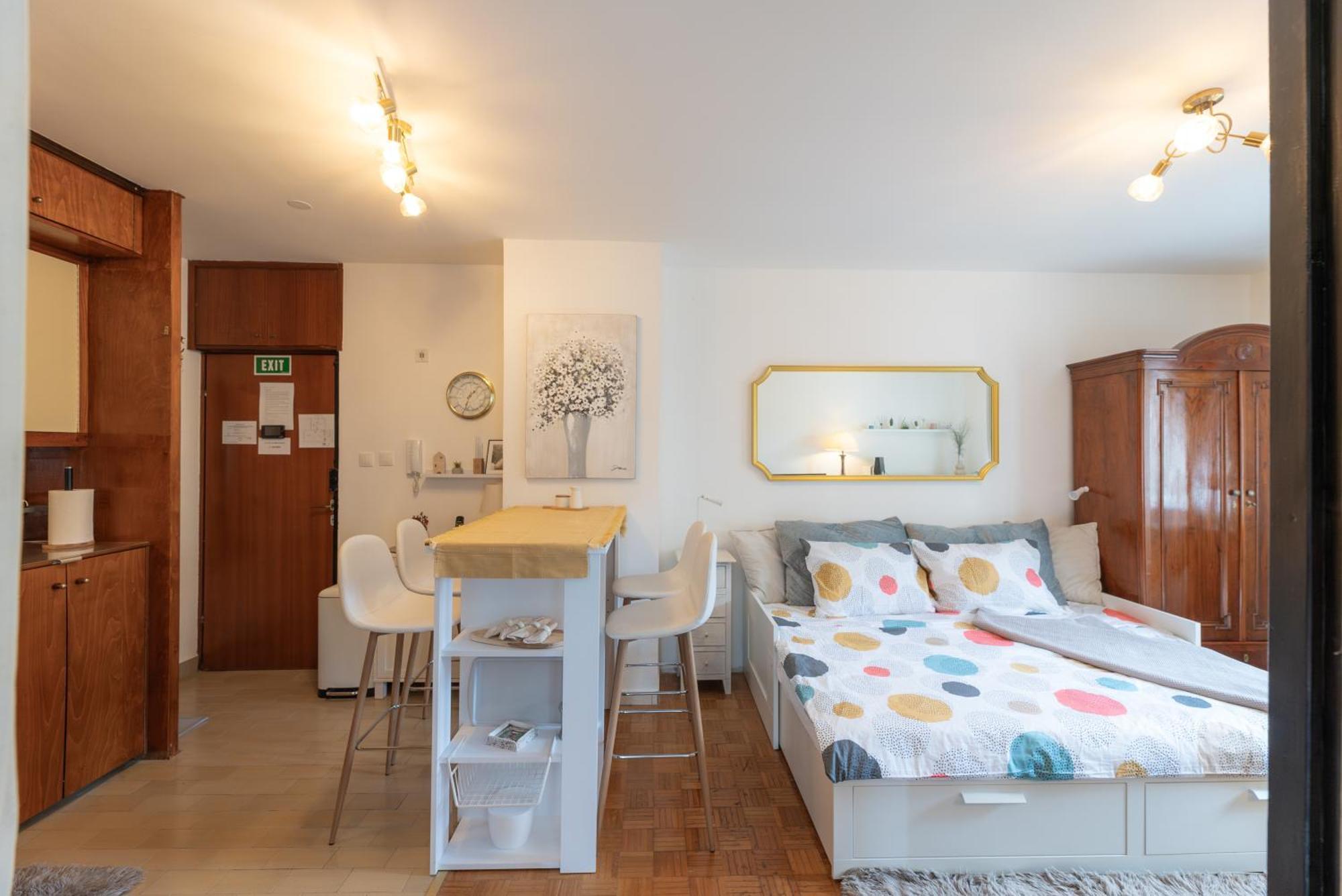 Studio Apartman Providenca Сплит Екстериор снимка