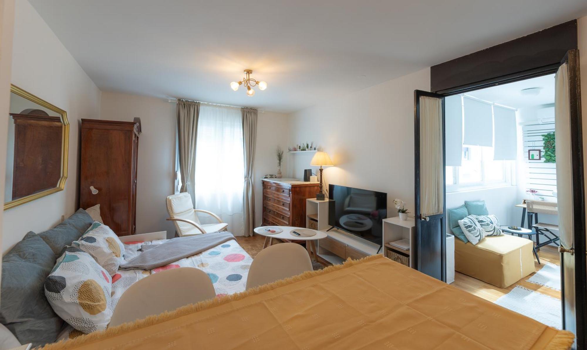 Studio Apartman Providenca Сплит Екстериор снимка